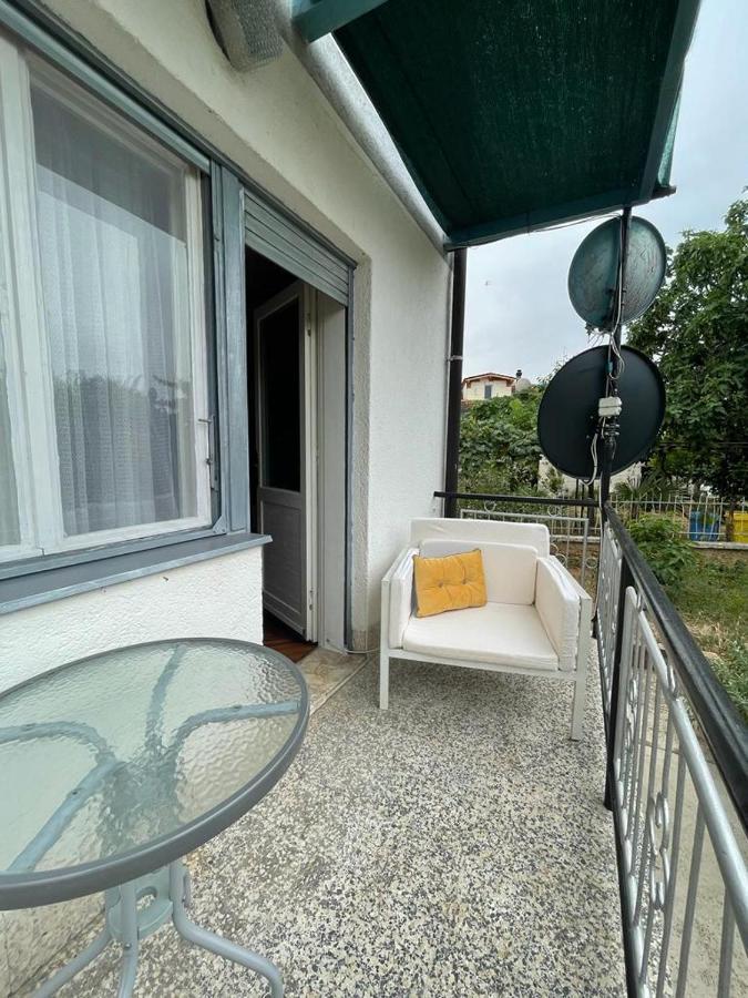 Ferienwohnung Apartman Pcelica Pula Exterior foto